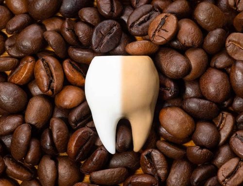 How to Remove Coffee Stains from Teeth Naturally